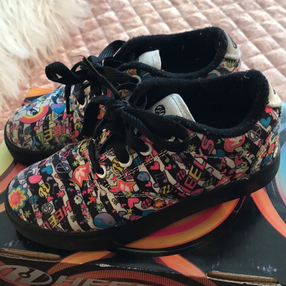 HEELYS! 🌈